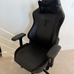 Secretlab Titan 2020