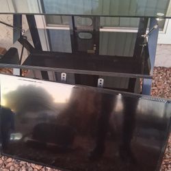 Base for TV and TV 43 in 