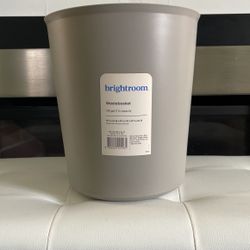 1.85 Gal Wastebasket 