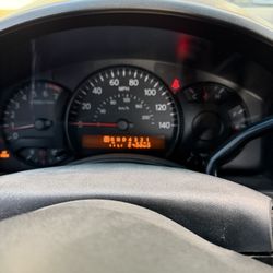  Nissan Titán 2004  Salvaje Corre Bien Solo Al Principio Está Lenta