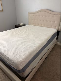 Barely Used Full Size Guest Bed Set – Mattress, Box Spring & Frame Included