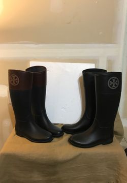 Rain Boots size 10