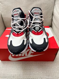 Nike shoes   man