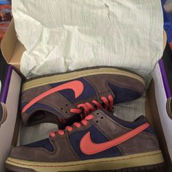 Nike SB Dunk Low / Baroque Brown / Size 11