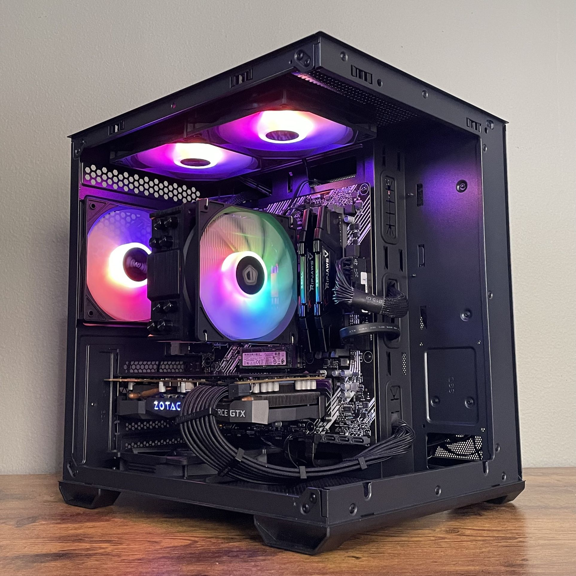 Gaming PC! Ryzen 5 3600 | GTX 1080ti 11GB | 16GB DDR4 | WiFi/Bluetooth!