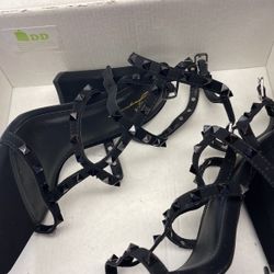 Black heels Brand New