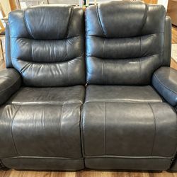 Power Loveseat 