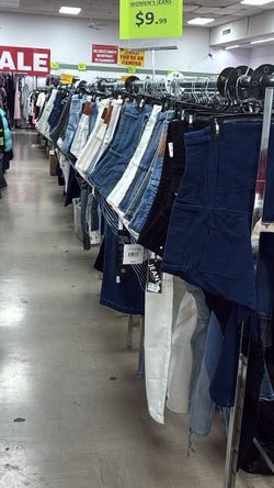 Jeans, Dresses, Bras, Heels under $10