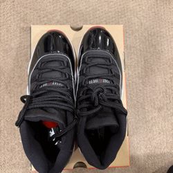 Jordan 11 bred(2019) Size 9.5mens