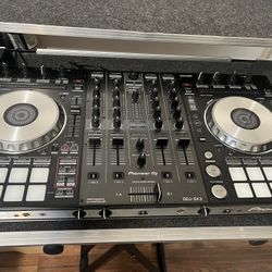 Pioneer DDJ sx3 With Case 