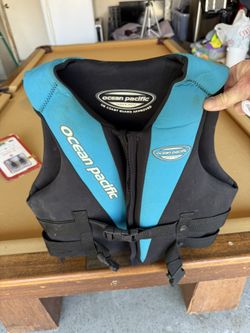 Life Jacket. Great For Youth and Adults. $15