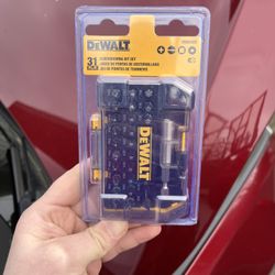 Brand New DeWalt Impact/Screwdriver Bit Set