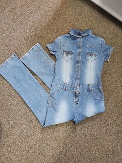 VINTAGE REVOLT JEANS~ DENIM SNAP UP JUMPSUIT WITH EMBROIDERY & FLARE CUFFS