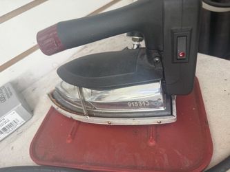 Höt-Steam SGB900 Commercial Gravity-Feed Steam Iron – Complete Setup