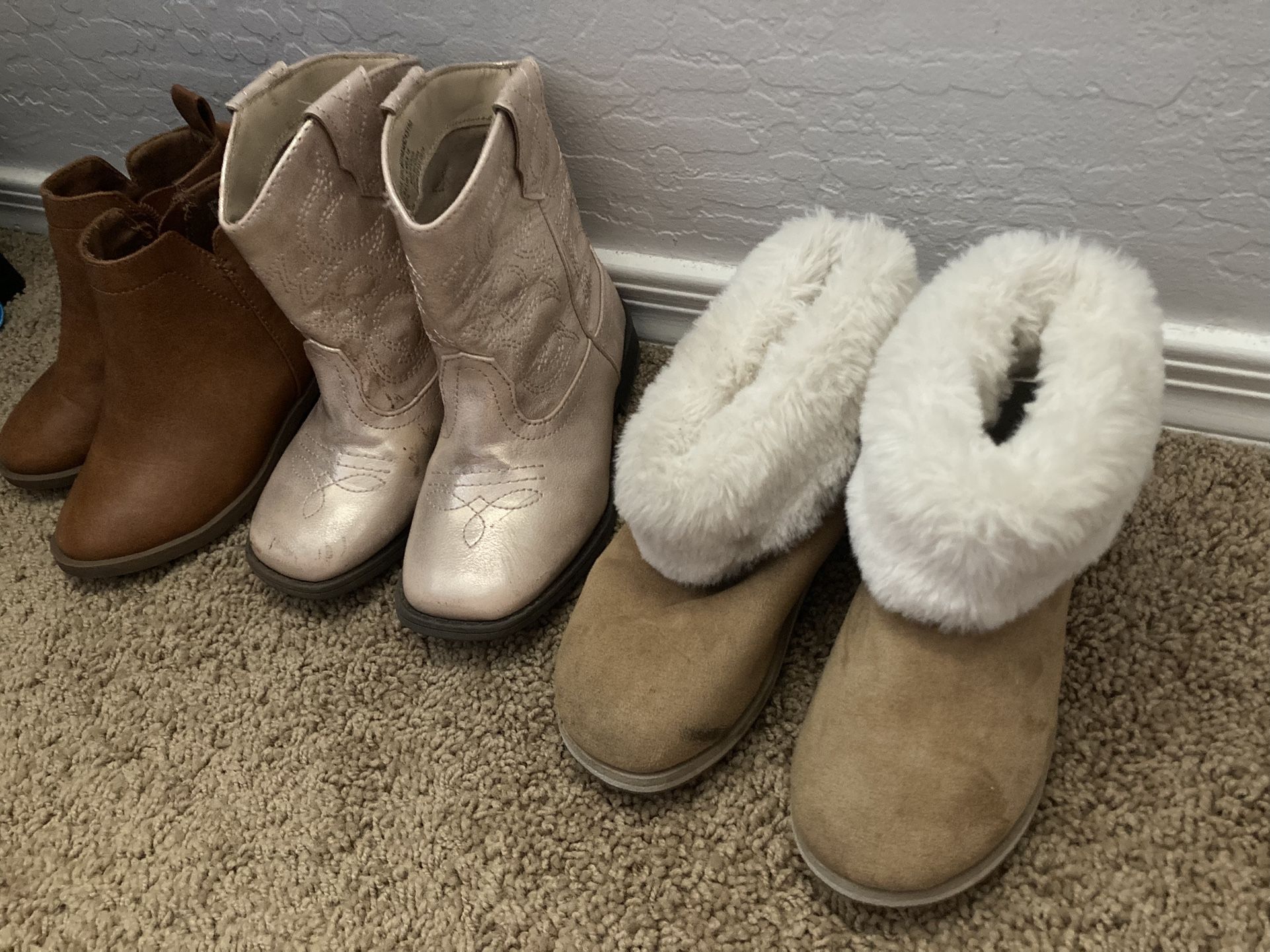 Toddler Girls Boots Size 9