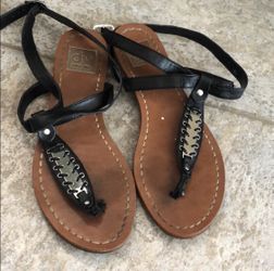 Dolce Vita Women’s sandals size 6.5
