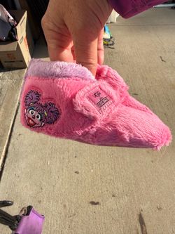 Ugg slippers toddler