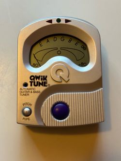 Qwik Tune QT-11 Guitar & Bass Tuner - Silver