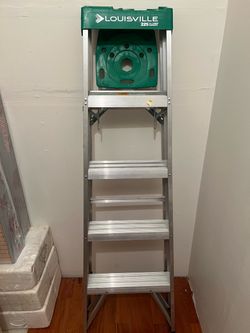 Louisville Aluminum Step Ladder – 225 lb Capacity – $20