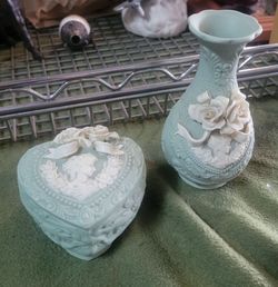 Porcelain Victorian vase and trinket box