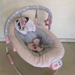 Cloudscapes Comfy Baby Bouncer 