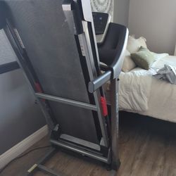 Treadmill Great Condition 