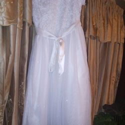 Young Girls Size 7 Dress White Kids