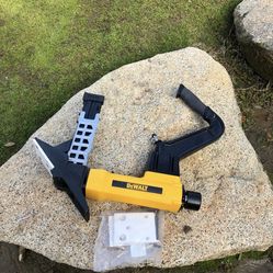 2-in-1 Pneumatic 15.5-Gauge and 16-Gauge Flooring Tool Missing Rubber Hammer $120 Click Sergio For More Tools