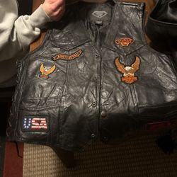 Harley Davidson Patched Out Leather Vest Xl