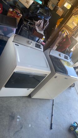 Maytag washer and dryer set