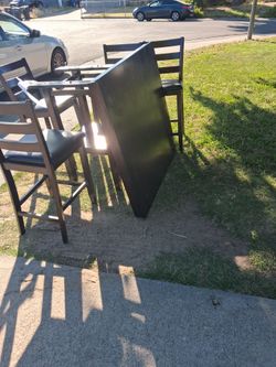 Dinning table