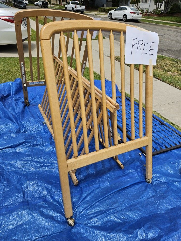 FREE BABY CRIB