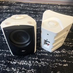Two subwoofer.,Episode