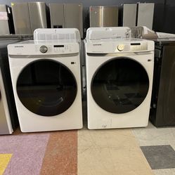 Samsung  Front Load Washer With Dryer 