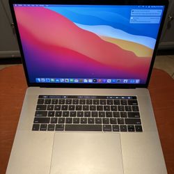 2017 MacBook Pro 15.4”3.1GHz 16GB Intel i7 QuadCore 1TB only 158 Count Music  Recording software 