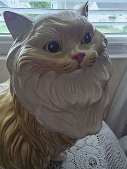 $50.00 - 1970's Life-sized Persian Tabby Cat, Exquisitely Handcrafted & Handpainted!  Ceramic/Like New - Rare Colors!