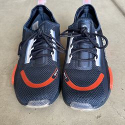 Like New Women’s Adidas Tennis Shoes