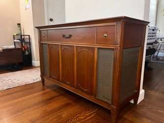Vintage Mid-Century Record Player