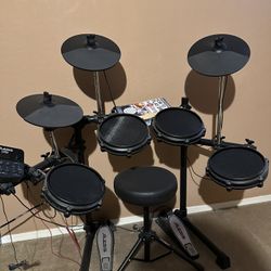 Alesis Turbo Mesh Drum Set