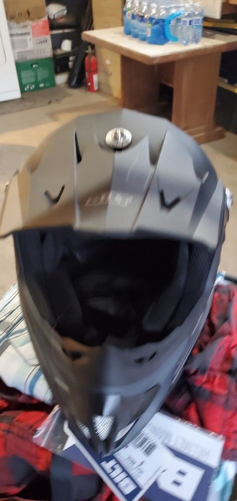 New Helmet Come With His Own Bag New Never Been Used