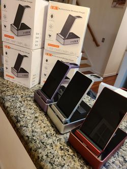 8 in 1 Wireless Charging Station