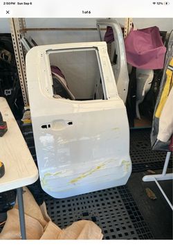 2019–2024 Chevrolet Silverado 1500 / GMC Sierra 1500 Crew Cab — Rear Door Shell