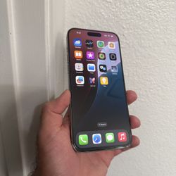 iPhone 15 Pro Max 256gb Factory unlocked