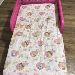 Toddlers bed