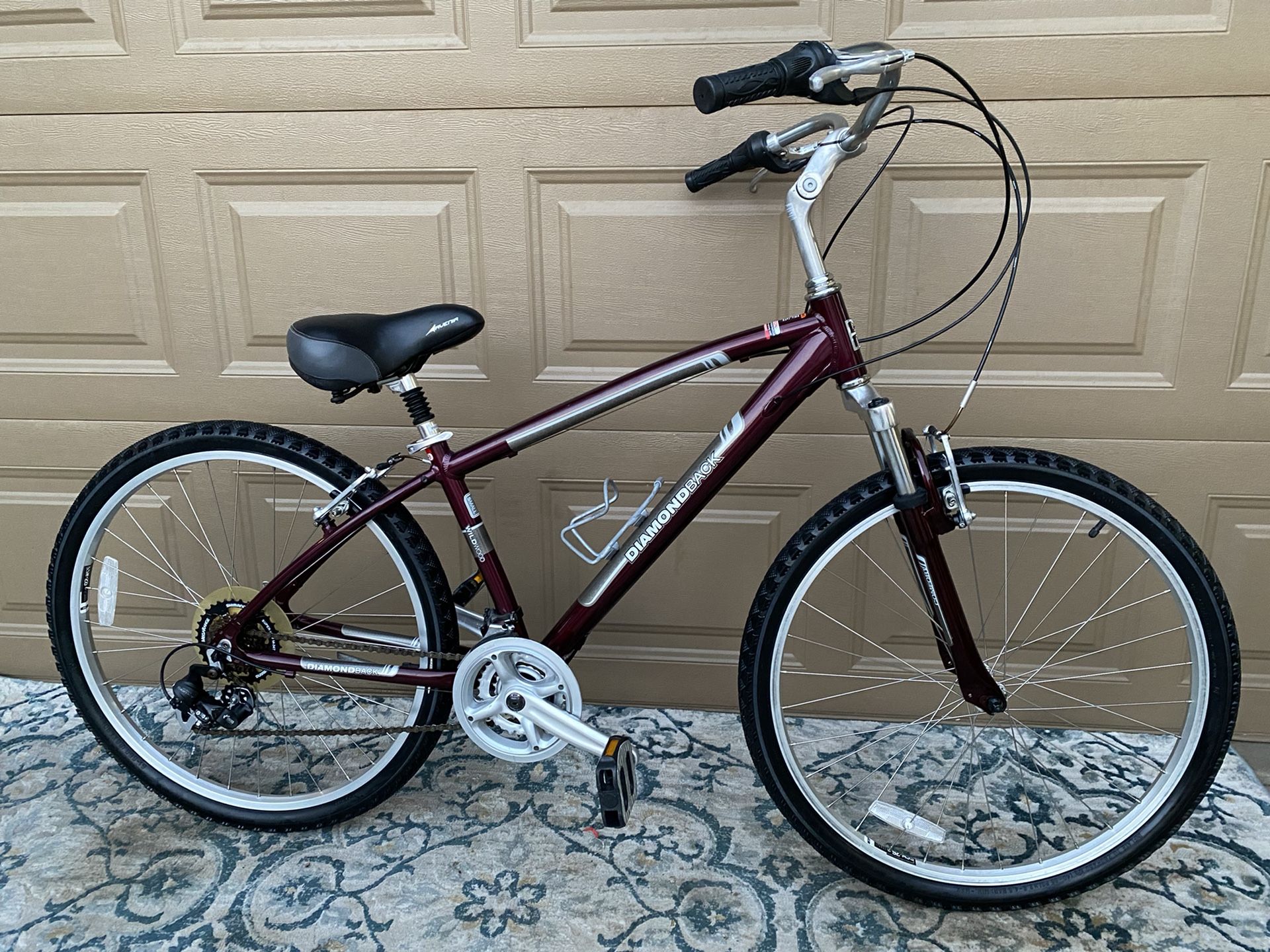 Diamondback Wildwood Mountain Bike
