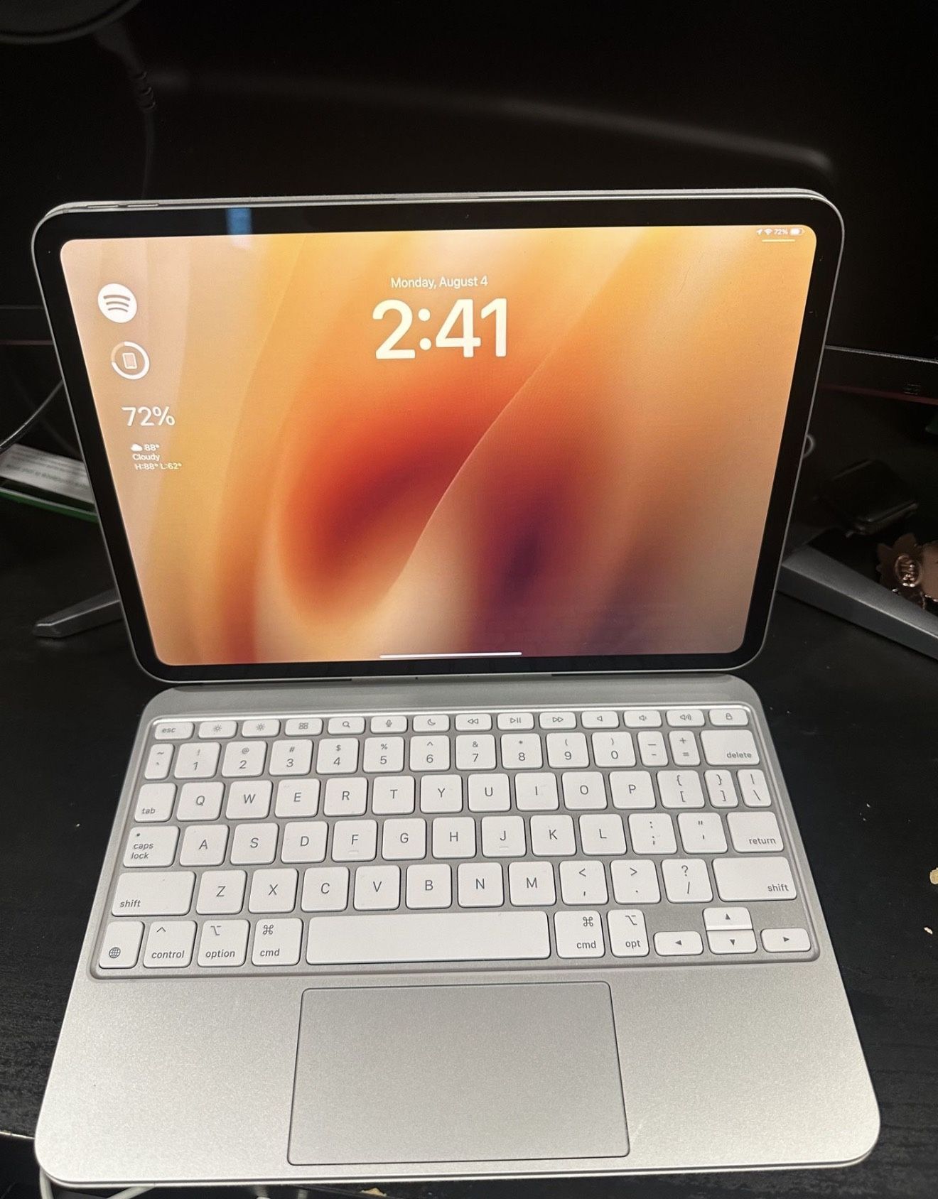 iPad Pro M4 11” 256GB WIFI Price Is Firm 📲🔥