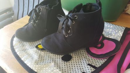 Girls size 12 booties