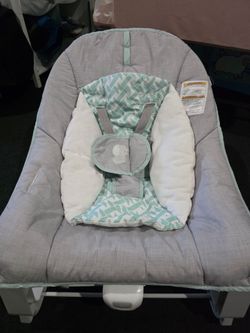 Baby bouncer rocker