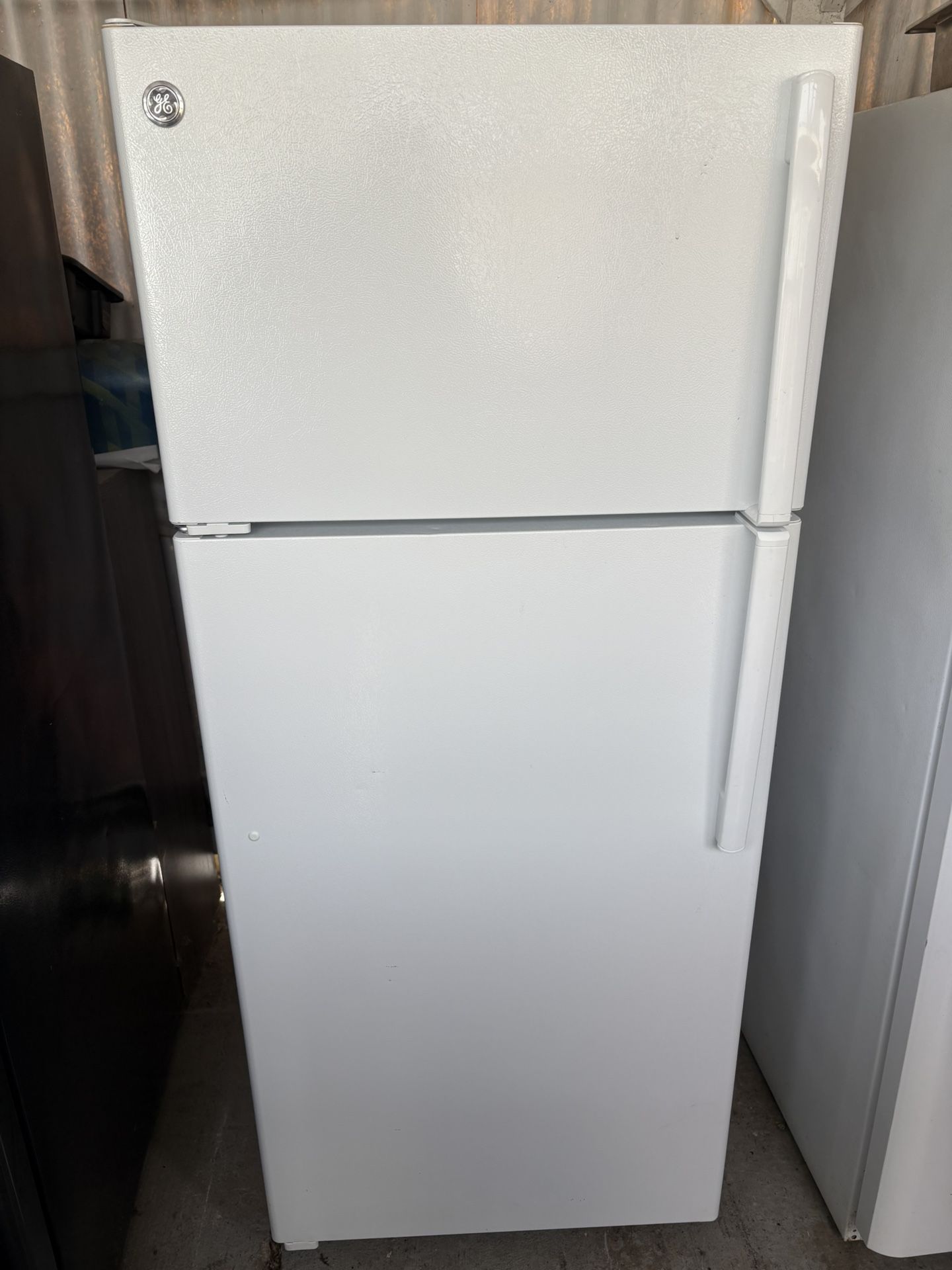 Ge Refrigerator