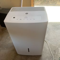 GE Dehumidifier 